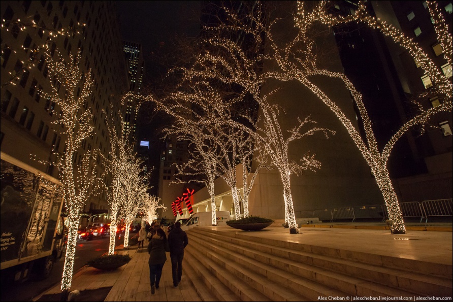 Christmas-in-new-york-city-what-to-do-on-christmas-in-new-york-38