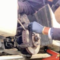 AFFORDABLE Mobile Breaks/ Rotators and Oil Change Service